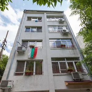 Samuil Apartment